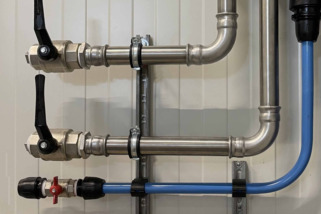 Afbeelding van perskoppelingen door samenwerking Van Hemert & Amari Metals